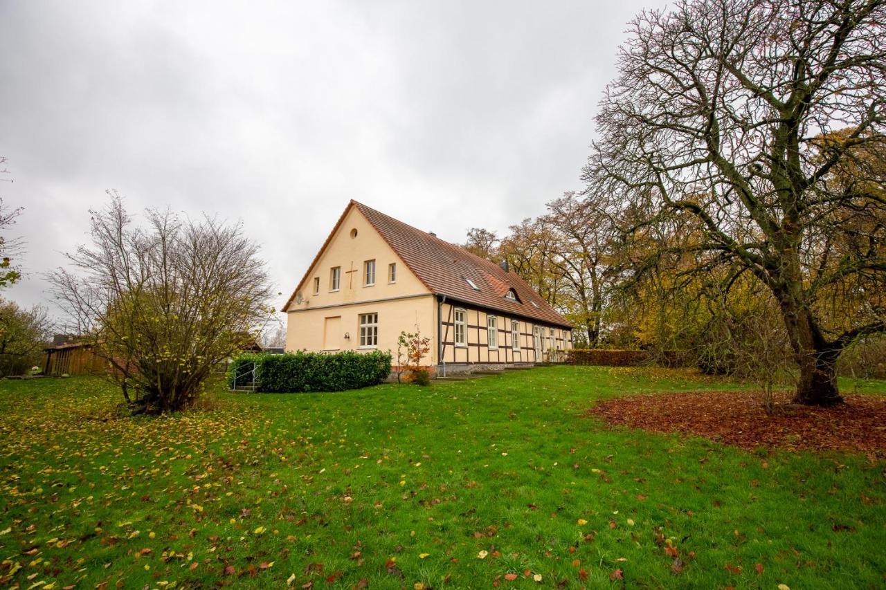 Altes Pastorat Schwichtenberg Borrentin ภายนอก รูปภาพ